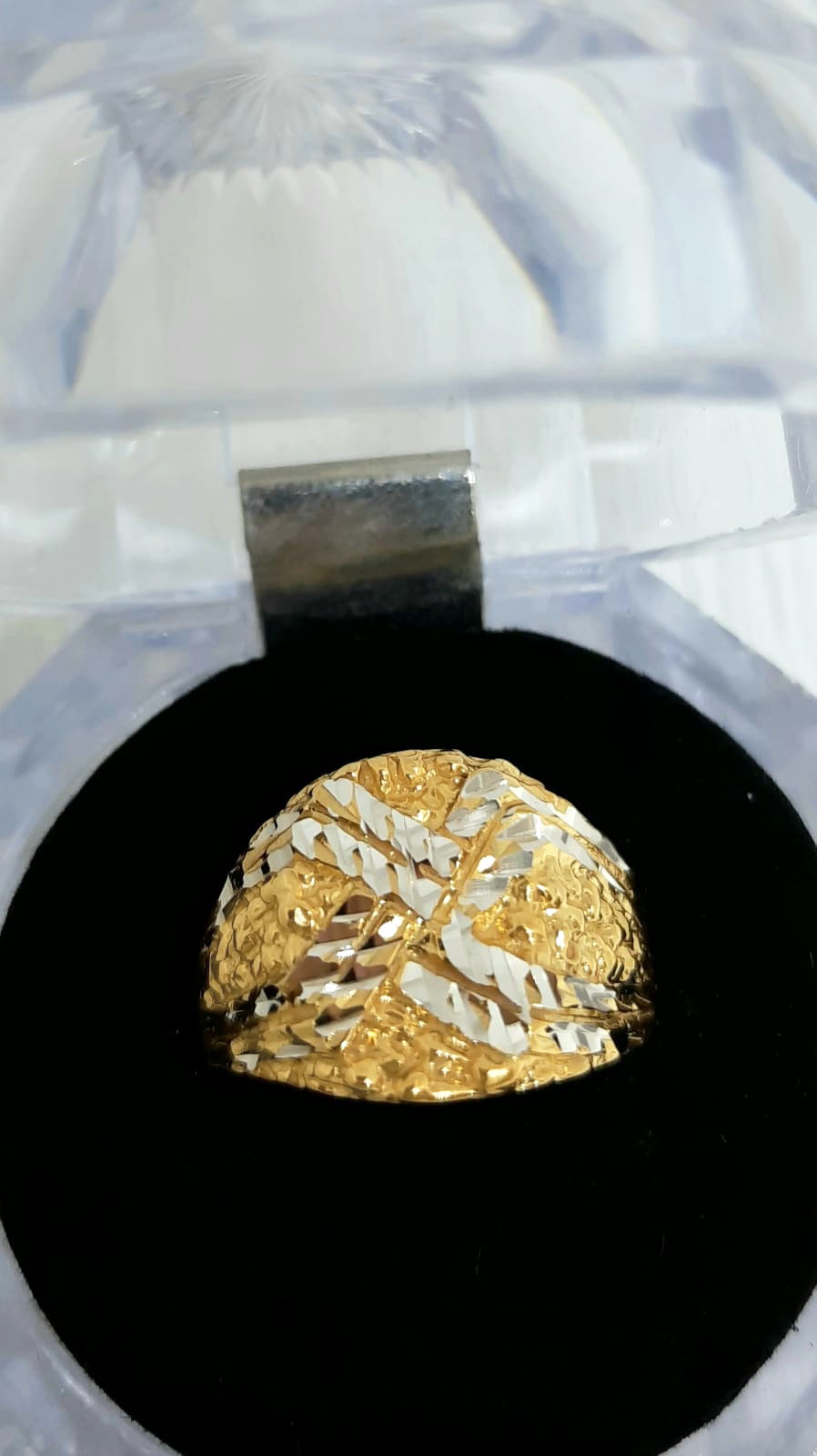 Gold Gent Ring